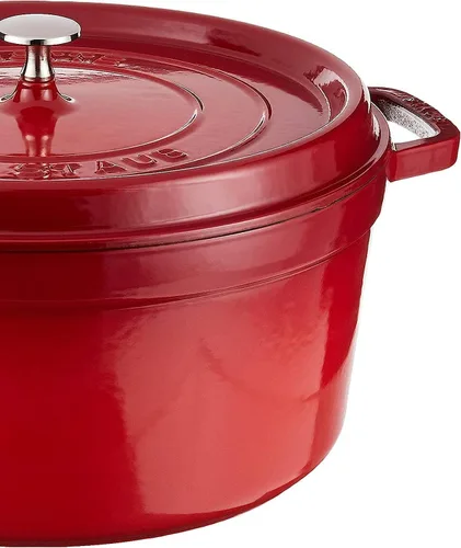 Vista 4 de Staub - Cocotte redonda de hierro fundido de 9 cuartos de galón, cereza, fabricado en Francia