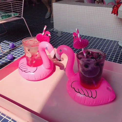 Vista 3 de Soporte inflable para bebidas, paquete de 25 flotadores inflables para bebidas de piscina + 1 bomba de mano, flotadores de bebidas para fiesta