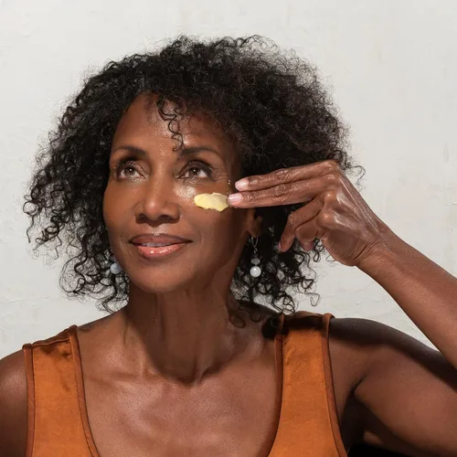 Vista 7 de FLEUR & BEE Hidratante de retinol Limpio, 100% vegano Crema antienvejecimiento, crema de retinol para cara, mejor para noche y día, para mujeres