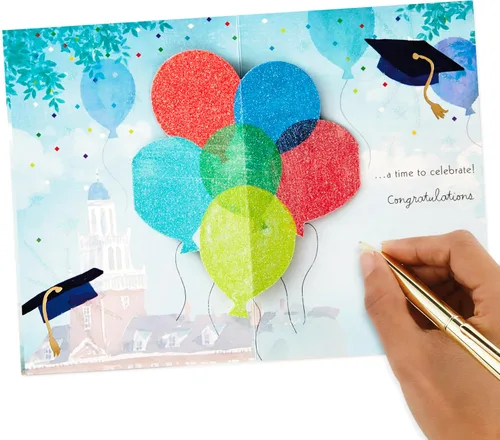 Vista 7 de Hallmark Tarjeta de graduación desplegable de Paper Wonder (A Time to Celebrate)