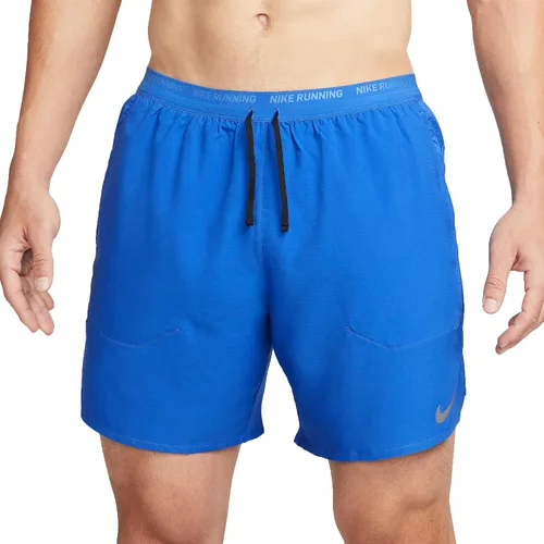 Vista 2 de Nike Stride Men's Dri-FIT 7" Brief-Lined Running Shorts