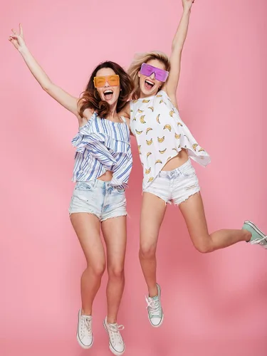 Vista 5 de Frienda Gafas de sol cuadradas de gran tamaño de 3 piezas con parte superior plana de moda