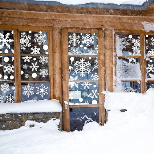 Vista 7 de 321 piezas de calcomanías de Navidad para ventana - 9 hojas de copos de nieve, diseños de invierno y festivos para ventanas de vidrio