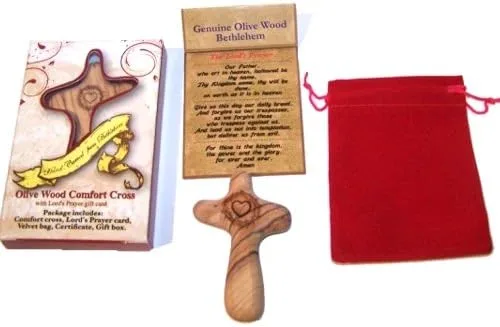 Vista 5 de Holy Land Market Cruz reconfortante de madera de olivo grabada con corona de espinas y corazón, caja de regalo, bolsa de terciopelo y tarjeta