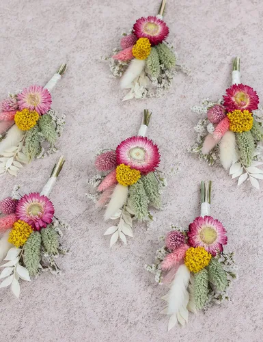 Vista 3 de Mini Ramillete de Flores Secas (Juego de 6) para Decoraciones Artesanales Hechas a Mano y Ojales para Padrinos y Novios. (Burdeos)