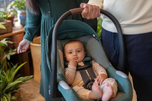 Vista 6 de Maxi-Cosi Mico Luxe+ Asiento de coche para bebé: asiento de automóvil infantil con base y funcionalidad versátil para asiento portabebés