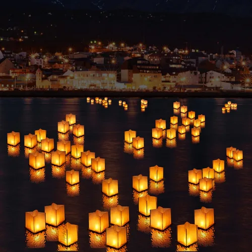 Vista 10 de Paquete de 10 Linternas Flotantes en Forma de Estrella de 6" con Juegos de Base de Madera Impermeables, Linternas de Agua de Papel Decorativas