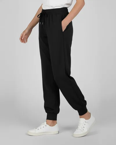 Vista 5 de Real Essentials Paquete de 3 pantalones deportivos Dry-Fit para niñas, pantalones deportivos suaves y activos con bolsillos y cordón