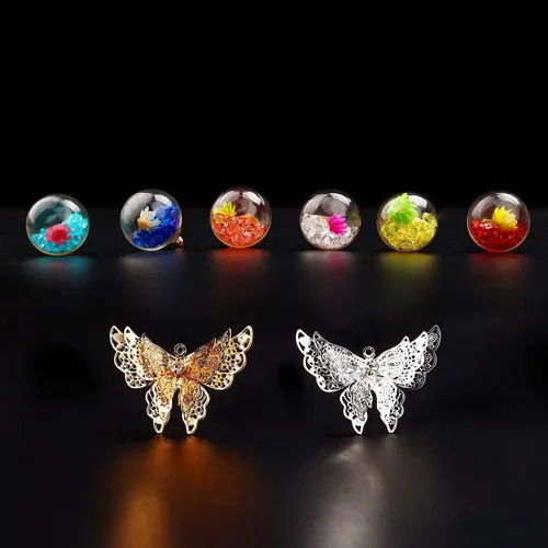 Vista 6 de Toirxarn Marcapáginas de hojas de metal con dije de mariposa, relleno de calcetín de Navidad para mujeres y profesores, bonito regalo pequeño