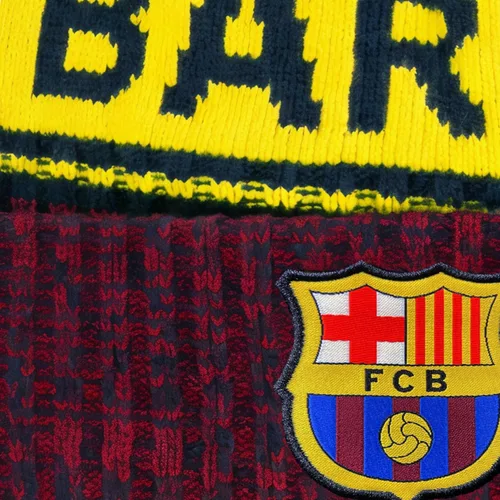 Vista 4 de Icon Sports Officially Licensed FC Barcelona Beanie - Unisex Adult