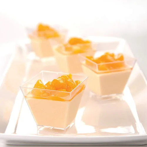 Vista 9 de Tosnail Paquete de 100 vasos de postre de plástico transparente de 2 onzas con 100 cucharas de postre, tazas cuadradas de aperitivo de parfait