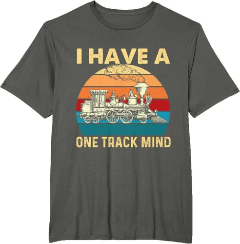 Vista 6 de Camiseta con texto en inglés "I Have A One Track Mind - Trainspotter Model Train Railroad, Negro, S