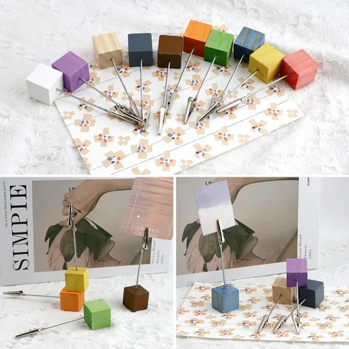 Vista 4 de JINGIHE 20 soportes para números de mesa con base de cubo, soporte de clips de notas de madera con clip de cocodrilo, colorido soporte para notas