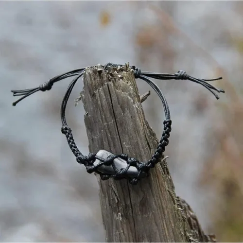 Vista 3 de Karelian Heritage Shungite Stone Adjustable Bracelet Natural Black Macrame Hand-Made Jewelry Protective Powerful Mineral Shield Spiritual Healing