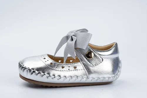 Vista 6 de KARUBI Zapatos de bebé Niñas Niños Niño Antideslizante y Casual Zapatilla para primeros caminantes Hecho en Taiwán
