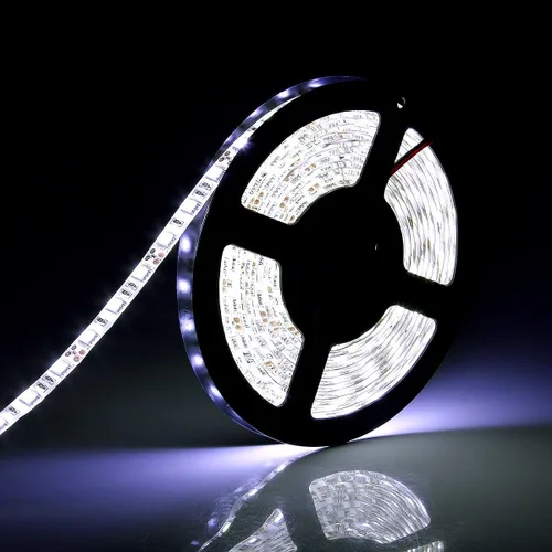 Vista 4 de SUPERNIGHT tira de luz LED, 16.4ft5M SMD 5050 60LedsM azul impermeable LED flexible Flash 300 LEDs cuerda luces