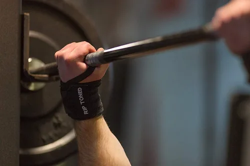 Vista 3 de Rip Toned Wrist Wraps & Lifting Straps Combo – Dynamic Duo Push & Pull Support for Weightlifting – Wrist Support Wraps + Padded Grip Straps for