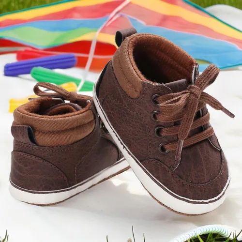 Vista 2 de KaKaKiKi - Tenis de lona para bebé, infante, niños, tenis con suela de goma antideslizante, tenis de caramelo caminantes, primerizos, precaminando