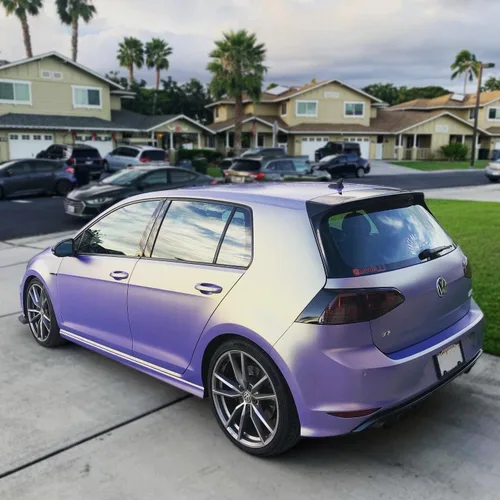 Vista 4 de VViViD + Película de vinilo para auto color morado galaxia mate (1 x 5 pies)