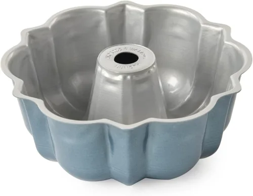 Vista 2 de Nordic Ware Molde Bundt Formado, 3 Tazas, Azul Crepúsculo