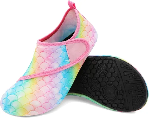 Vista 3 de Scurtain - Zapatos acuáticos para niños, calcetines acuáticos de secado rápido con sensación de pies descalzos para niños, niñas y bebés con suela