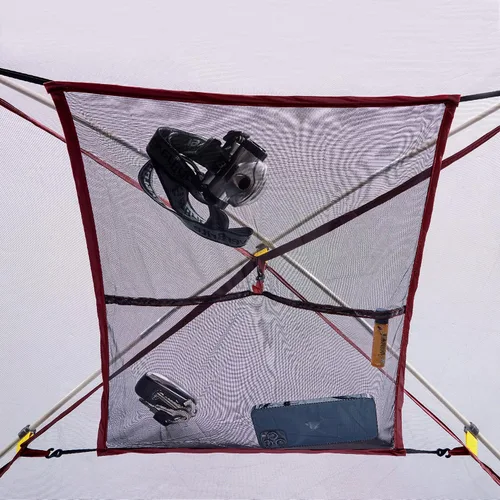 Vista 8 de Sierra Designs Alpenglow - Tienda de campaña para acampar construida con tecnología Twilight para bloquear el 98% de los rayos solares, fácil