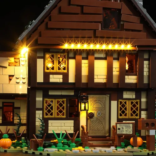 Vista 4 de BRIKSMAX Kit de iluminación LED para LEGO-21341 Disney Hocus Pocus: The Sanderson Sisters' Cottag, compatible con el modelo de bloques