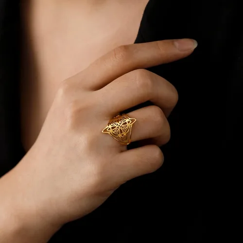 Vista 3 de Anillo de nudo mágico de bruja para mujer, de acero inoxidable, amuleto de nudo celta, amuleto de nudo celta, joyería de regalo