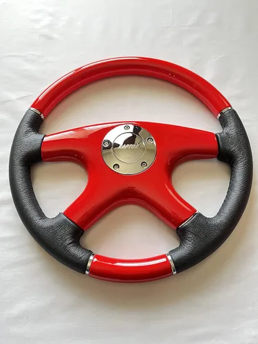 Vista 5 de Raptor Volante de madera roja y cuero negro de 15
