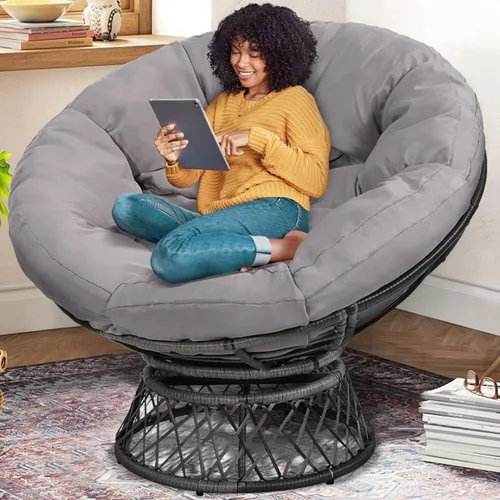 Vista 9 de KROFEM Silla Papasan Gigante de Ratán Ergonómica Extragrande de 46" con Cojín Suave y Grueso para Adultos, Giro Fluido de 360°, Resistente al Agua