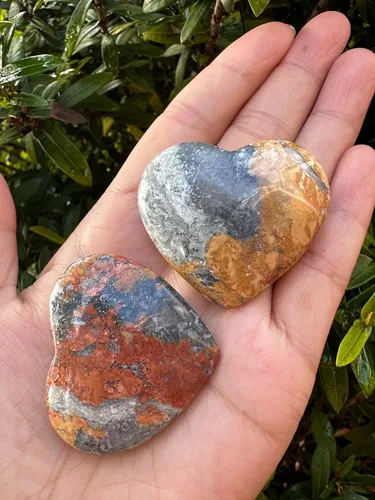 Vista 26 de Corazón hinchado de piedras preciosas al por mayor, corazones hinchados de piedras preciosas pulidas, piedra de palma de cristal, corazón de cristal