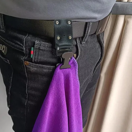 Vista 4 de Pinzas para guantes de trabajo, clip de herramientas de alta resistencia, cinturón de herramientas negro para toallas, guantes y otros suministros
