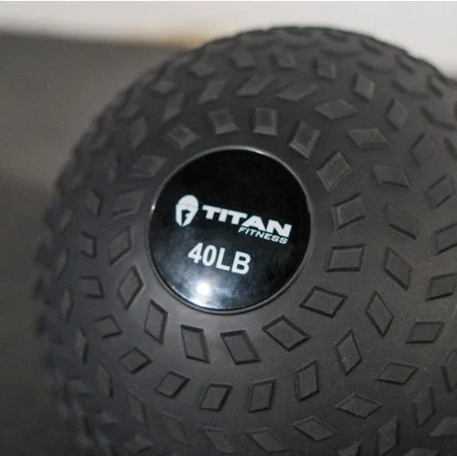 Vista 2 de Titan Fitness pelota de caucho Tread Slam, rebote muerto, peso para el entrenamiento - lanzar, atrapar, golpear, girar