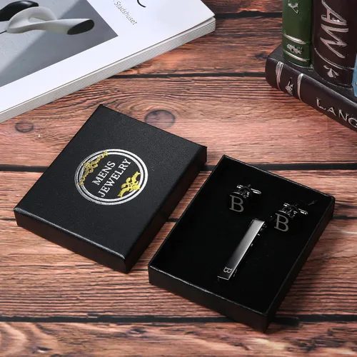 Vista 2 de LOYALLOOK Juego de gemelos negros con inicial y clip de corbata para hombre, gemelos de cobre personalizados y barra de corbata, letras del alfabeto