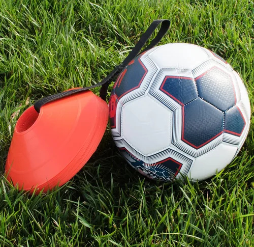 Vista 4 de Conos de entrenamiento para fútbol, baloncesto, práctica de fútbol, accesorios deportivos para entrenamiento de agilidad, paquete de 20/40/60