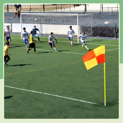 Vista 7 de Juexica Banderas de esquina de fútbol de repuesto, 4 unidades, banderas de árbitro portátil, grande, cuadradas, para campo de juego, para fútbol