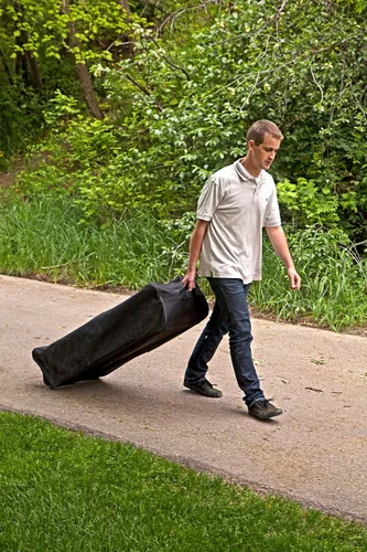 Vista 2 de Camp Chef Bolsa de Transporte con Ruedas para Estufas de Tres Quemadores, Negro