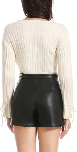 Vista 4 de Everbellus - Pantalones cortos de piel sintética de cintura alta para mujer