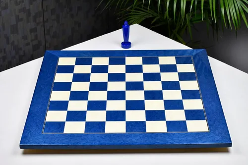 Vista 4 de CHESSBAZAAR Tablero de ajedrez de madera de lujo de 22 pulgadas con acabado brillante y acabado blanco de ceniza azul Tablero de ajedrez