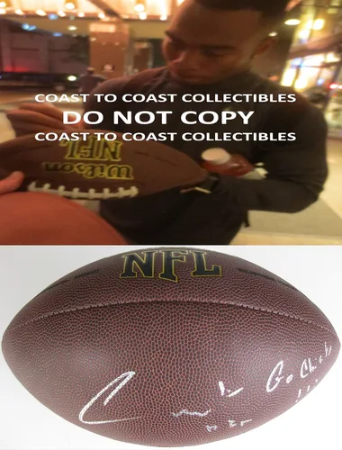 Vista 2 de Charcandrick West, Kansas City Chiefs, Kc, firmado, autografiado, fútbol de la NFL, un COA con la foto de prueba de West Firming
