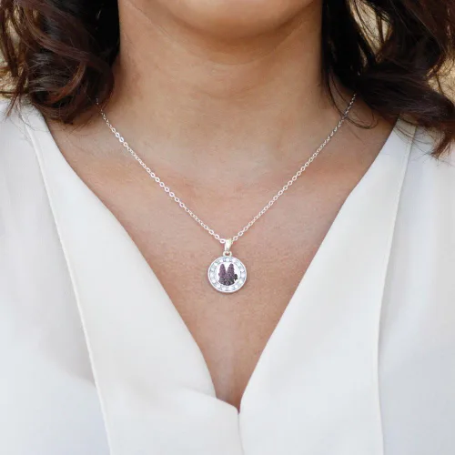 Vista 3 de Inspired Silver - Collar de plata con dije circular de 18 pulgadas con joyas de circonita cúbica
