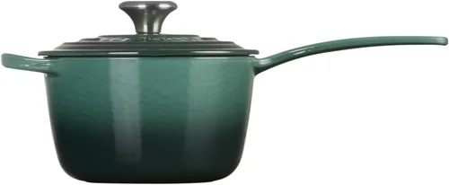 Vista 4 de Le Creuset Cacerola Signature de hierro fundido esmaltado, 1.75 cuartos de galón., Artichaut
