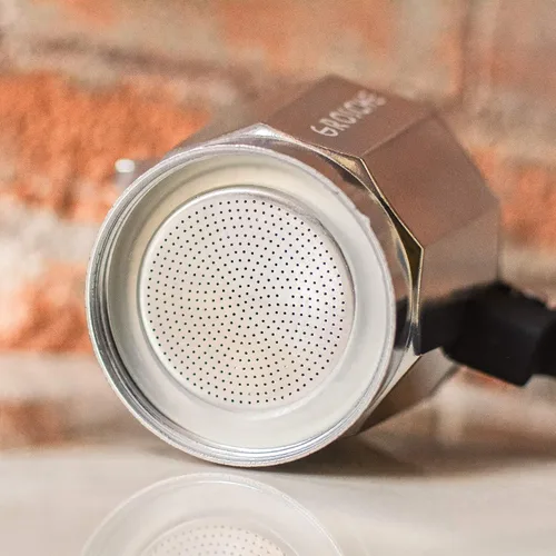 Vista 9 de GROSCHE Milano - Cafetera de café expreso para estufa, 6 tazas de expreso, 9.3 onzas, plata y 3 sellos de repuesto, paquete de juntas, cafetera