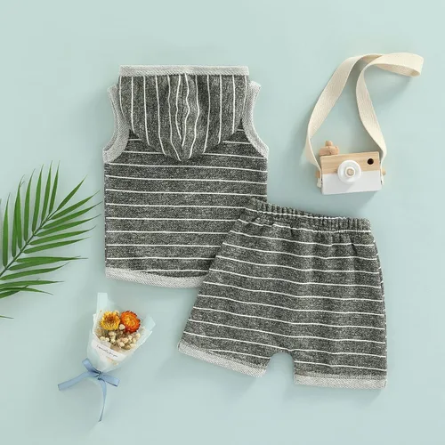 Vista 3 de Conjunto de ropa de verano para bebés y niños pequeños, a rayas, liso/teñido anudado, sin mangas, sudadera con bolsillo y pantalones cortos