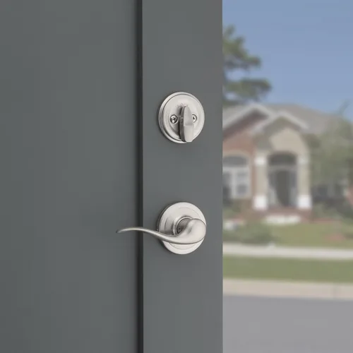 Vista 3 de Kwikset Prescott - Juego de manija y cerrojo de puerta delantera, manija de entrada exterior con palanca reversible interior, níquel satinado