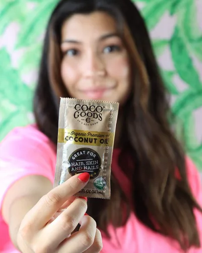 Vista 4 de Coco Goods Co. Aceite de coco orgánico de origen único premium, centrifugadora extraída – Ideal para el cuidado del cabello y las uñas, hidratante