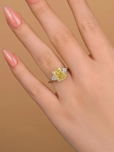 Vista 4 de 4.0CT Anillo de compromiso amarillo de corte radiante, rosa, transparente, anillo de compromiso S925 con piedras preciosas de color de 3 piedras