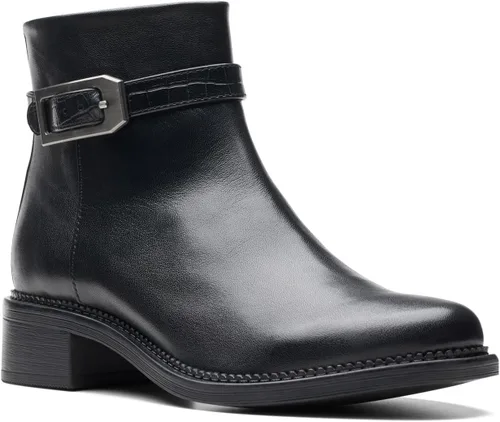 Vista 4 de Clarks Women's Maye Grace Fashion Boot