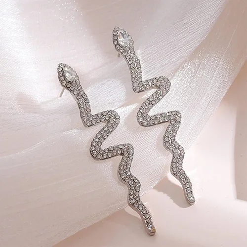 Vista 4 de Aretes de serpiente para mujer, aretes de serpiente dorados, con personalidad creativa en forma de serpiente, joyería de oreja de moda animal