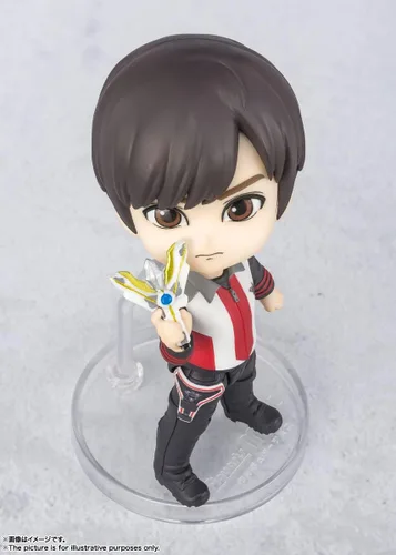 Vista 5 de TAMASHII NATIONS - Ultraman Trigger - Kengo Manaka, Bandai Spirits Figuarts mini figura de acción